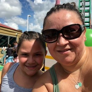 Meet your Posher, Alba